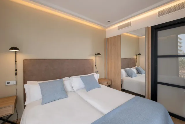 شقة سوبيريور بشرفة بغرفتي نوم، Kyrat Amarac Suites 2/3