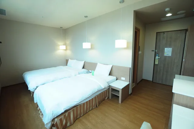 غرفة إليت ثلاثية بسرير مزدوج وسرير فردي، Kindness Hotel - Kaohsiung Main Station 2/4