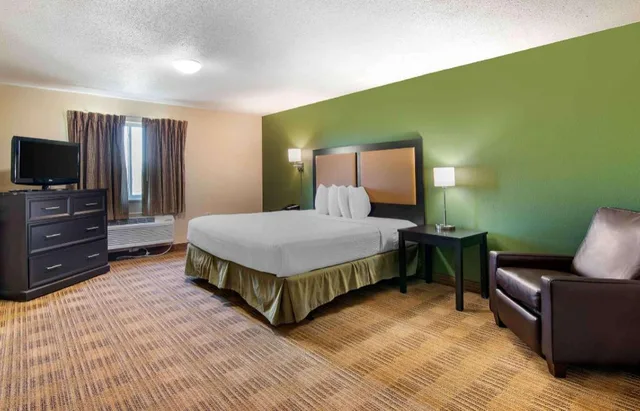 جناح بسرير كينج بغرفة نوم واحدة، Extended Stay America - St. Louis - Earth City 1/3
