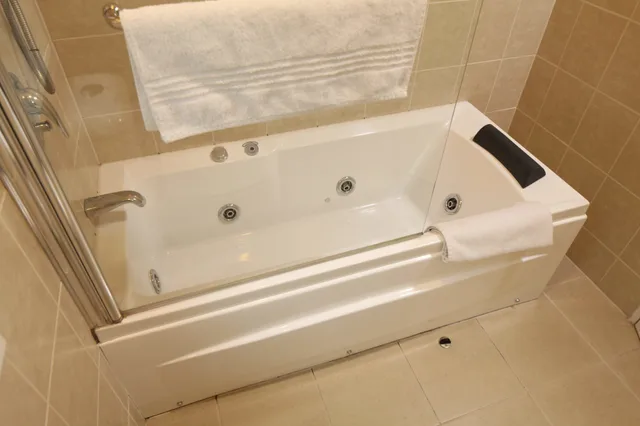 Spa, Executive, Studio, King Bed، Alpha Motel Luxury Apartments 9/10