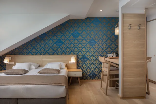 Room, King Bed, Sea View, Sofa, Attic، APARTHOTEL TAMARIS 1/3