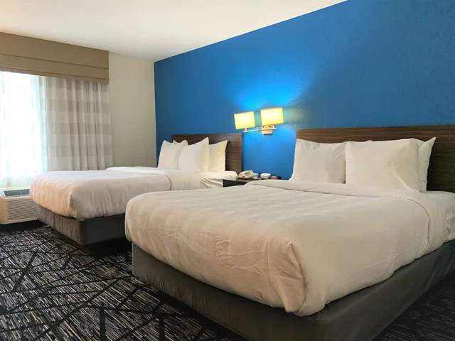 غرفة بسريرين كوين، SureStay by Best Western Cambridge 1/2