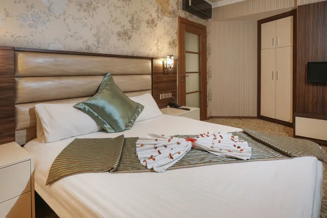 جناح غراند، Balturk House Hotel 2/7