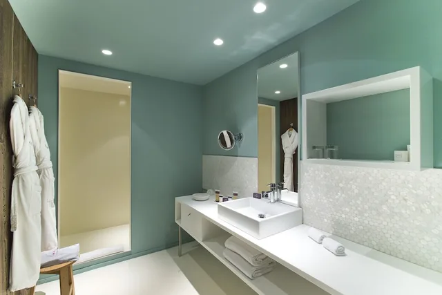 2 Bedrooms, Superior, Suite, King and Twin Beds, Garden Area، LA PLAGE CASADELMAR 2/2