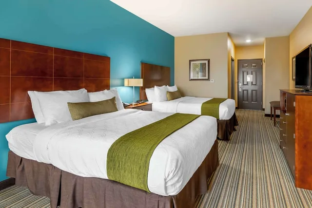 غرفة قياسية بسريرين كوين، Best Western Plus Patterson Park Inn 5/10