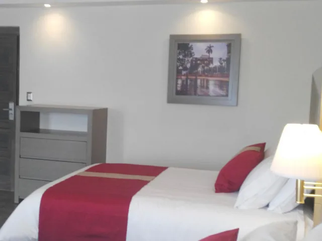 جناح رئاسي، Hotel Mansur 1/4