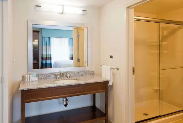 Studio, 2 Queen Beds, Sofa, Accessible, Hampton Inn & Suites Minneapolis/West-Minnetonka 3/3