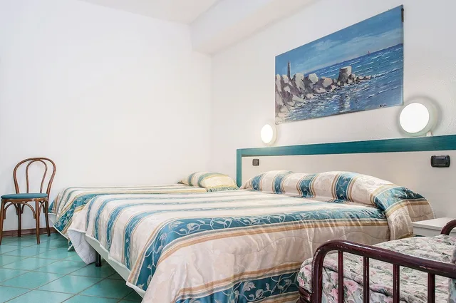 Room, Quadruple, 2 Double Beds, HOTEL ANNABELLE 6/10