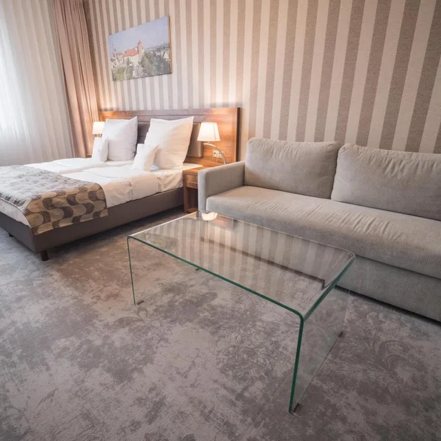 غرفة بريميوم بسريرين منفصلين، Hotel Miodowa 3/6