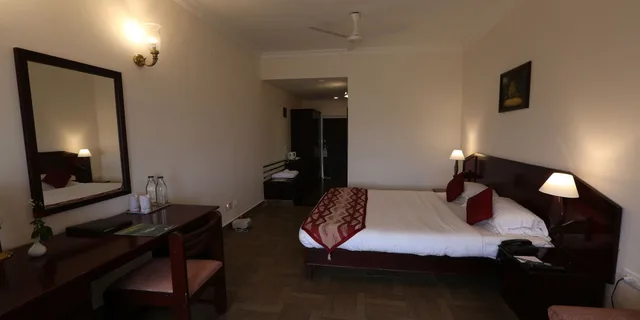 غرفة تنفيذية بسرير كينج، FORT MUNNAR. 2/4