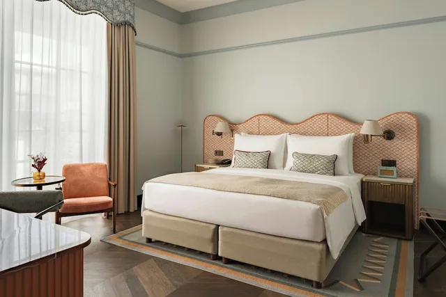 Heritage, King Bed، Stradom House, Autograph Collection 6/10