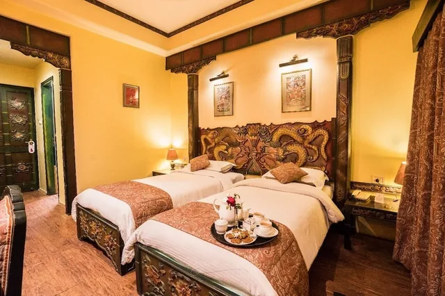 غرفة أساسية بسرير كوين، PALACE ON GANGES 6/6