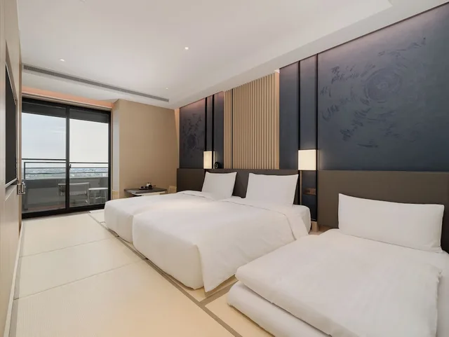 Reserve, Japanese, Superior, Triple, Futon Bed, Twin Beds, Patio، Mu Jiao Xi Hotel 1/2