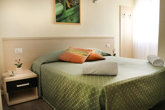 غرفة كلاسيكية بسريرين منفصلين، Hotel Villa Delle Rose 4/8