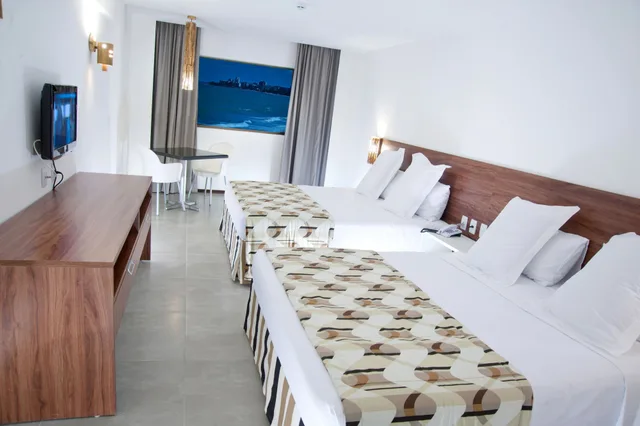 Life, Triple, 1 Double and 1 Single Bed, Partial Sea View, Kitchen، Ritz Suites Grand Hotel Boutique 1/9