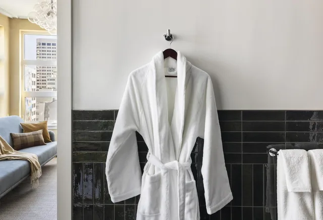 Broadway, Suite, King Bed، Kissel Uptown Oakland, in the Unbound Collection by Hyatt 9/10