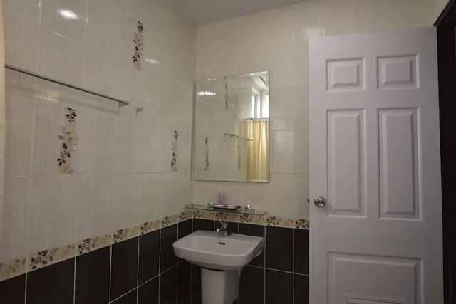 غرفة عائلية بسريرين مزدوجين، Gold Airport Suites 4/5