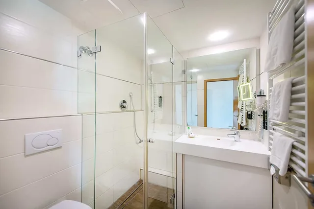 غرفة كومفورت بسرير كوين، Top Cityline Diehl S Hotel Koblenz 4/4