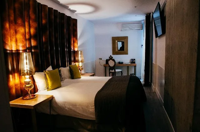 Inner, Twin Beds, with View، Hotel Art Santander 1/1