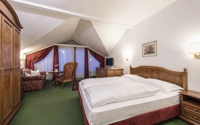 غرفة كومفورت بسرير كينج، Grunerbaum Hotels 1/5