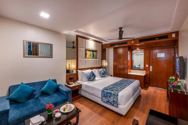غرفة بريميوم بسرير كينج، Libra Lords Inn Jaipur 3/6