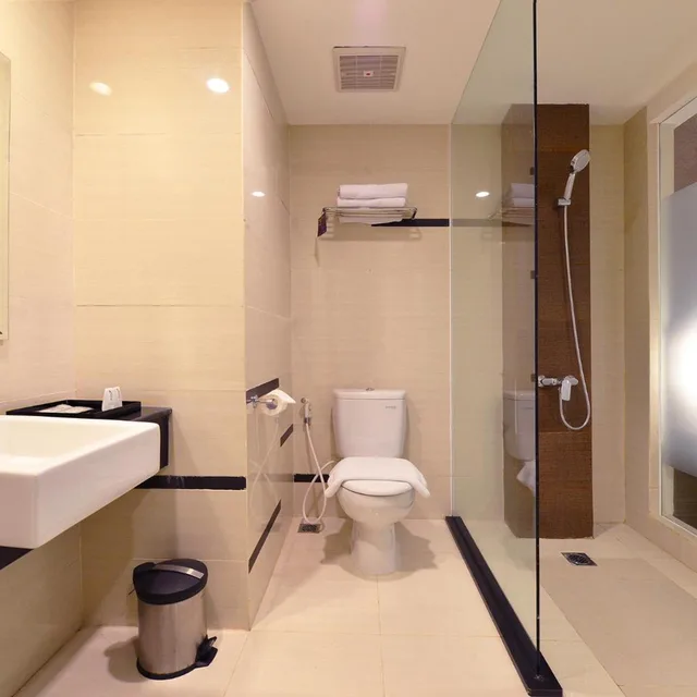 جناح بسرير كينج، Swiss-Belinn Cibitung 5/7