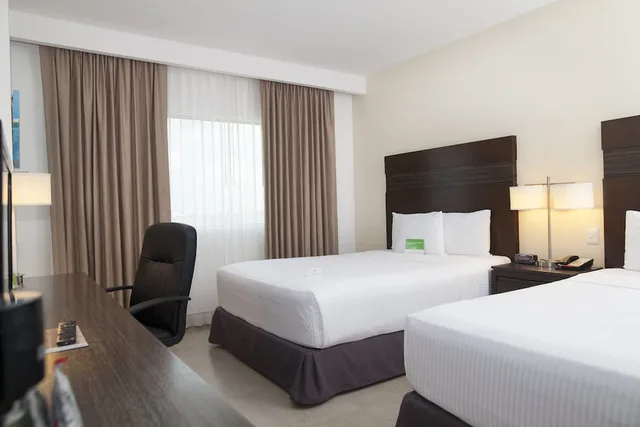 غرفة بسريرين كوين، Wyndham Garden Cancun Downtown 1/7