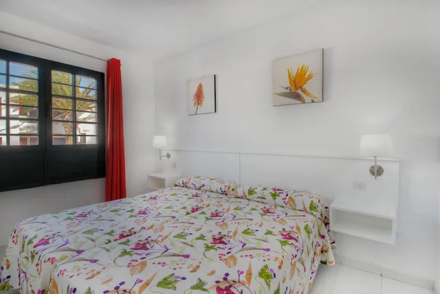 شقة بسريرين منفصلين بشرفة بغرفة نوم واحدة مع أريكة، Morana Apartamentos 1/4