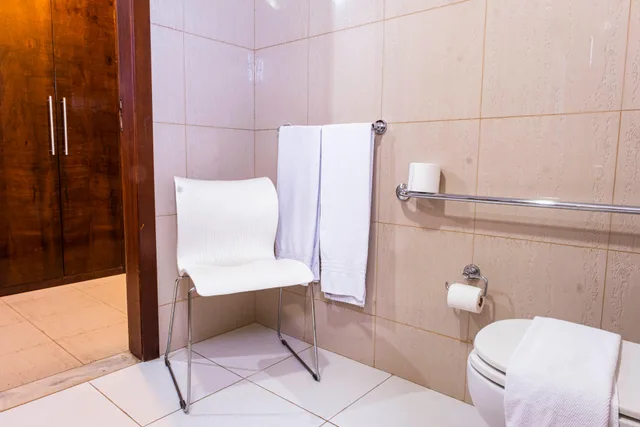 غرفة لذوي الإعاقة، Like U Hotel Brasilia 5/6