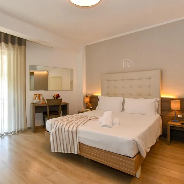 Superior, Double Bed, Hotel Delle Mimose 2/9