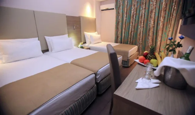 غرفة ثلاثية بإطلالة على البحر، Amadil Ocean Club Agadir 1/1