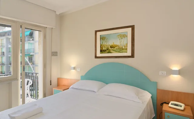 غرفة ثلاثية بسرير كوين وسرير فردي بشرفة، Hotel Stella D'italia 2/6