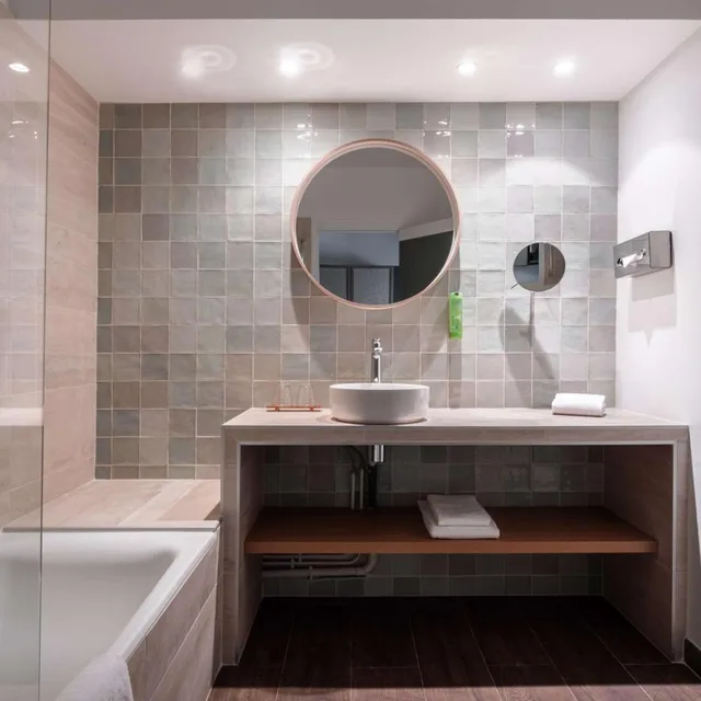 جناح بسرير كينج مع أريكة، Best Western Plus Loree Paris Sud 4/4