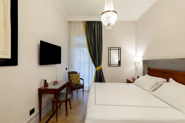 غرفة بسرير كينج، Grand Hotel Parkers 2/2