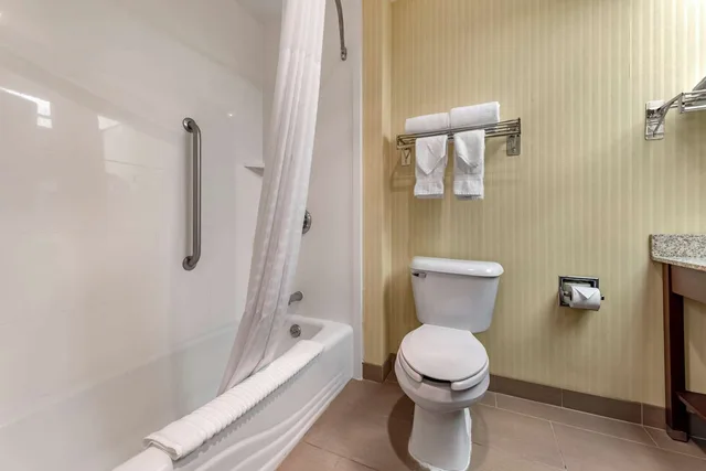 Efficiency, Suite, 2 Double Beds، Comfort Inn & Suites Warsaw near US-30 3/3