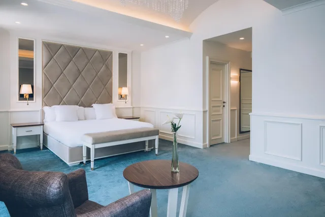 جناح بريميوم، Heritage Grand Perast Hotel 5/8