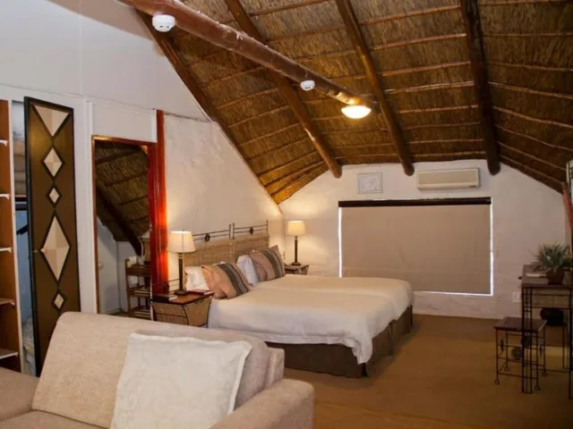 Mountain, Executive, Lodge, Double Bed، Zebra Country Lodge 3/10