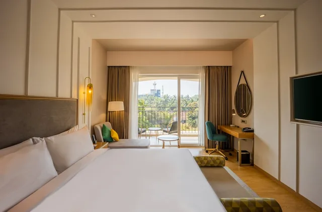 غرفة قياسية بسرير كينج لذوي الإعاقة، Holiday Inn Goa Candolim 1/10