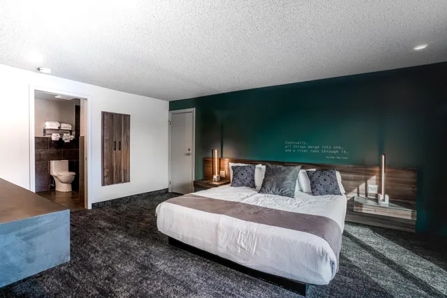 غرفة بسرير كينج، Ruby River Hotel 3/7