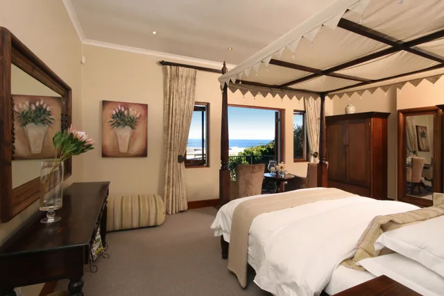 جناح فاخر بسرير كوين بإطلالة على البحر، Lavender Manor Guest Lodge 2/7