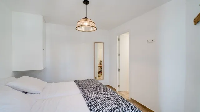 1 Bedroom, Deluxe, Apartment, Queen Bed, Sea View, Sofa, Mijas Residence 2/4