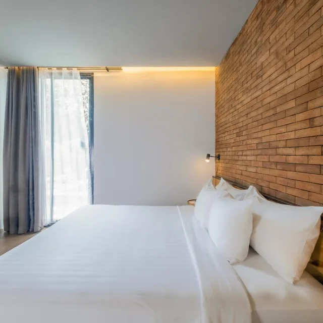 Standard, King Bed, Park5 Hotel Cilandak 4/10
