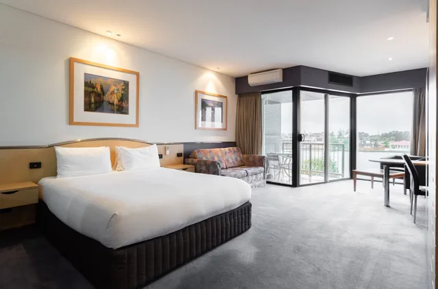 جناح تنفيذي، Lakes Resort Hotel 1/3