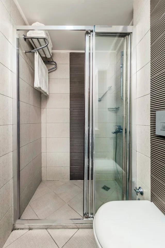 غرفة كلاسيكية بسريرين منفصلين، Tilia Hotel 7/9