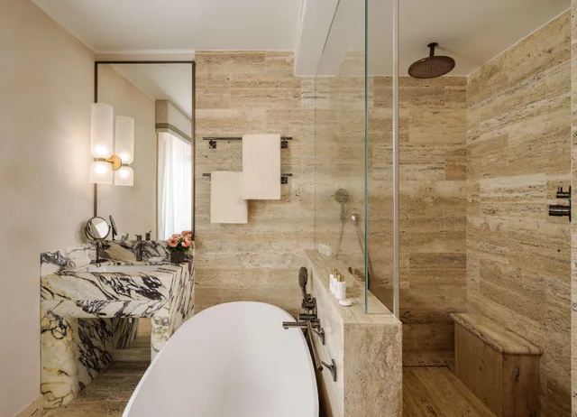 غرفة بريميوم بسرير كينج، Park Hyatt Milano Hotel 5/5