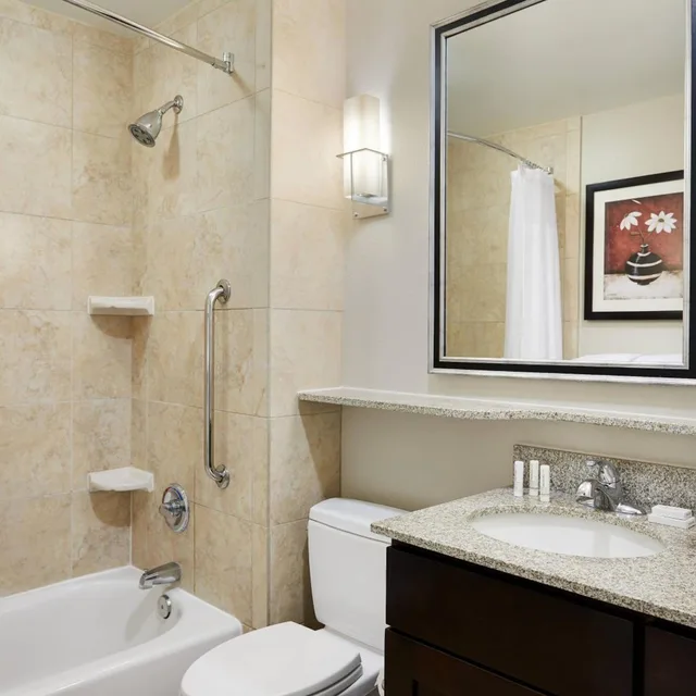 استوديو بسرير كوين مع أريكة، TownePlace Suites Midland 5/9