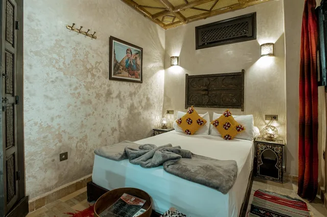 غرفة قياسية بسرير كينج بحمام خاص، Riad Christina 1/1