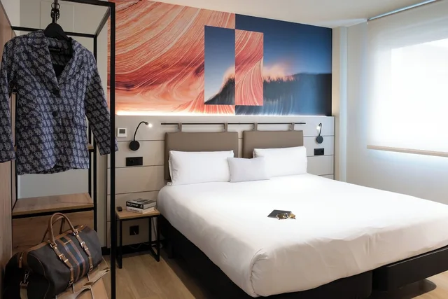 غرفة قياسية بسرير كوين، ibis Styles Santander 1/3