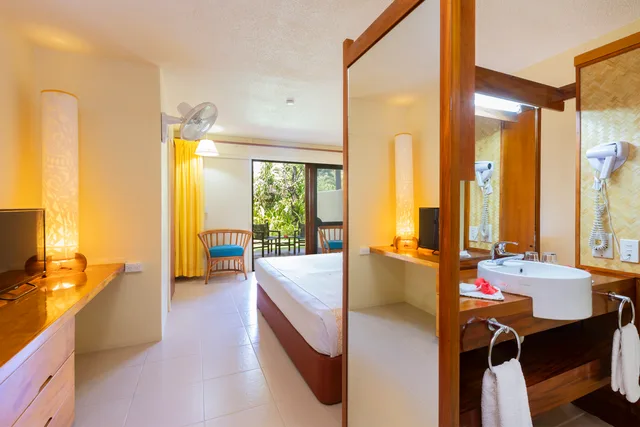 Room, Beach Side، The Rarotongan Beach Resort & Lagoonarium 3/4