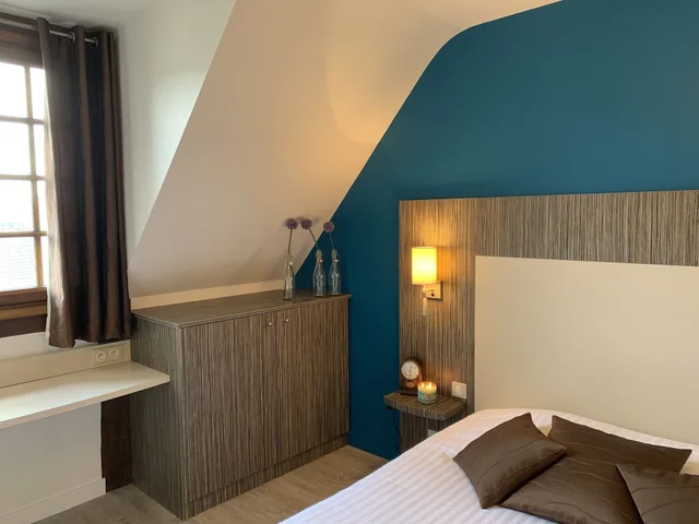 غرفة مفردة بسرير كوين، Hostellerie La Croix Blanche 7/10